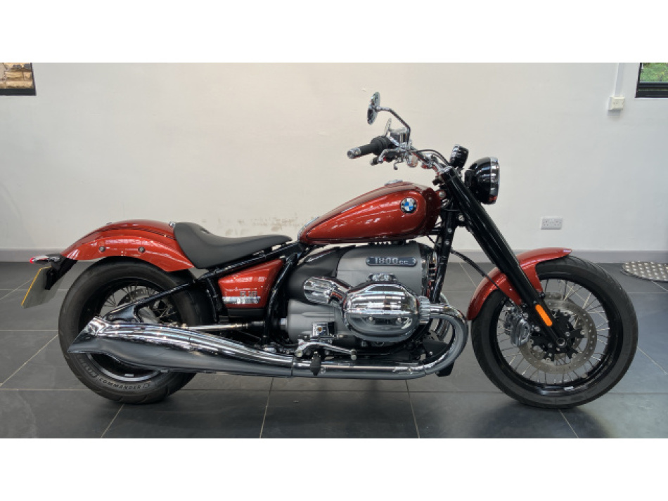 BMW R18 First Edition